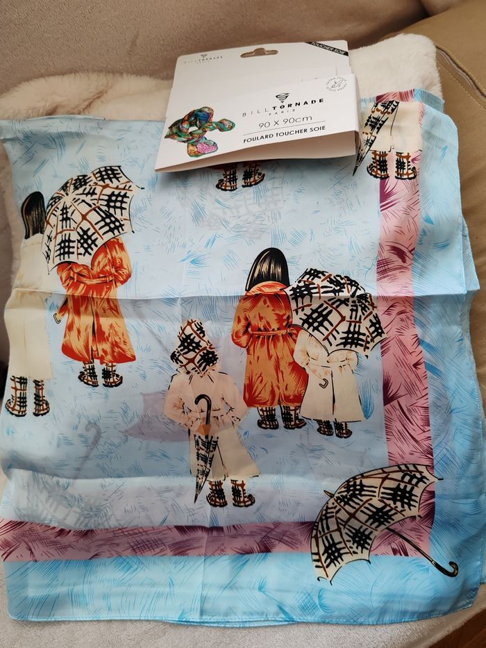 Foulard toucher soie