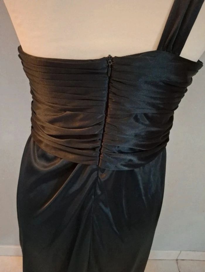 Robe épaule dénudé 🤩 - photo numéro 9