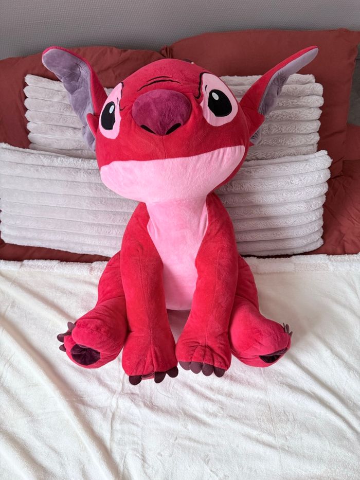 Grande peluche leroy/ stitch rouge - photo numéro 2