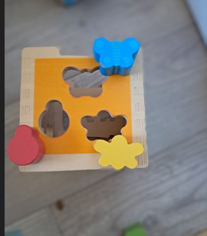 Cube d'activités d'éveil en bois - photo numéro 6