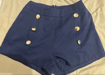 Short bleu foncée