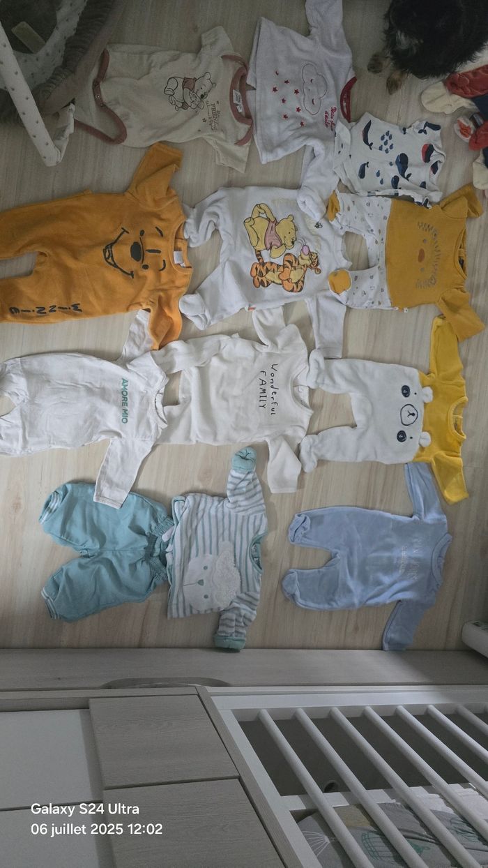 Lot vêtements 1 mois