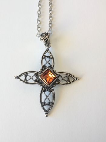 Chaîne + pendentif ethnique