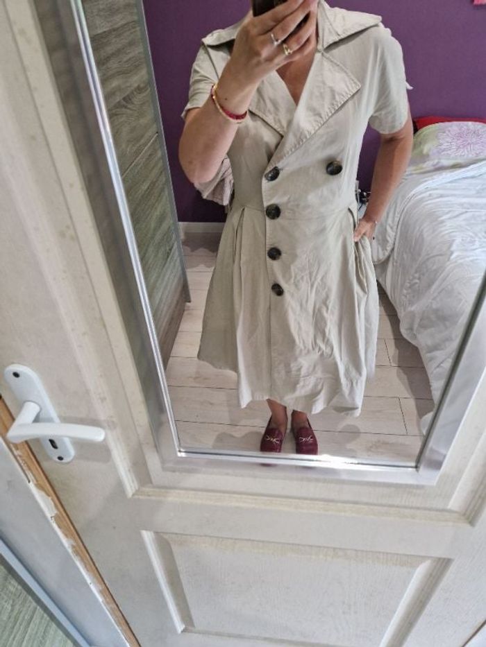 Superbe robe saharienne taille 40 beige Zara