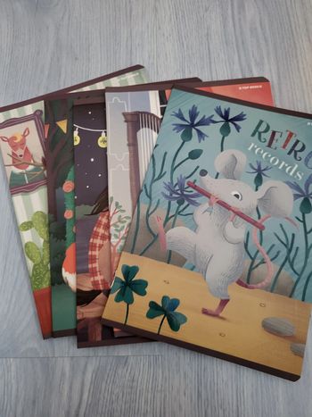 Lot de 5 cahiers retro records