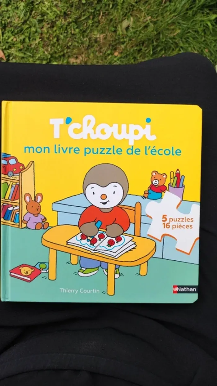 Livre puzzle T'choupi