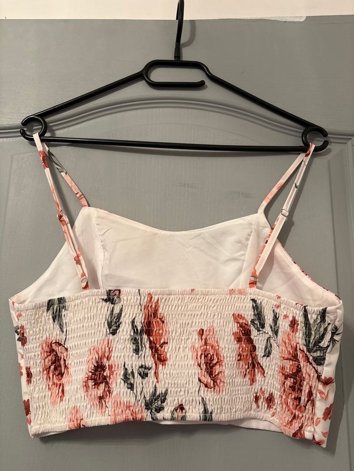 Top fleurie - photo numéro 2