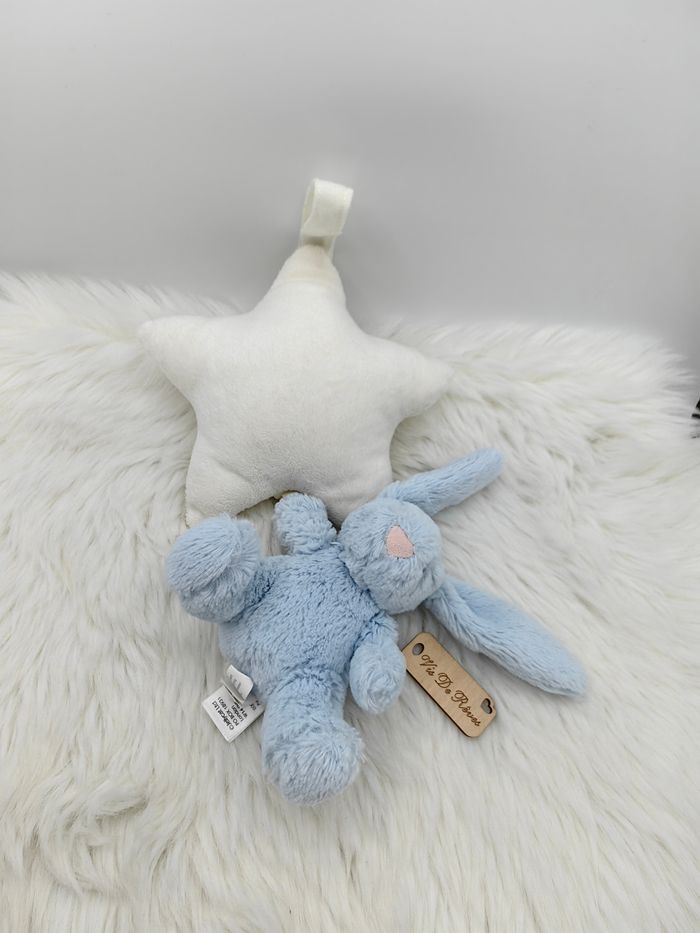 Doudou peluche musicale lapin bleu  étoile Little Jellycat
