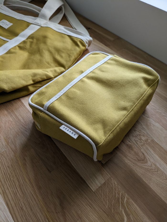 Ensemble sac week-end + trousse Sezane vert olive Neuf - photo numéro 8