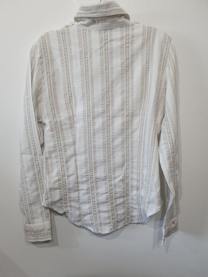Chemise please - photo numéro 3