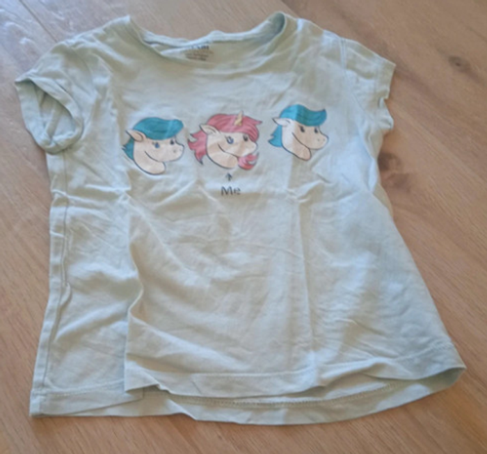 tee-shirt