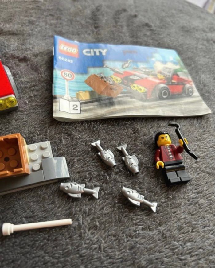 Lego city 2 voitures courses - photo numéro 6