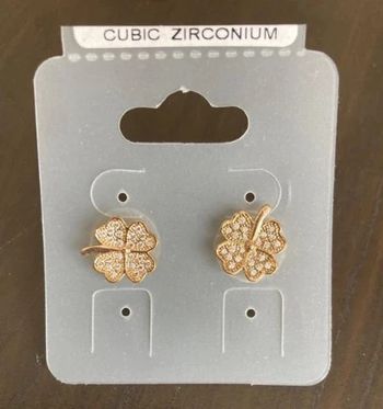 Boucles d'oreilles trèfles dorées zirconium