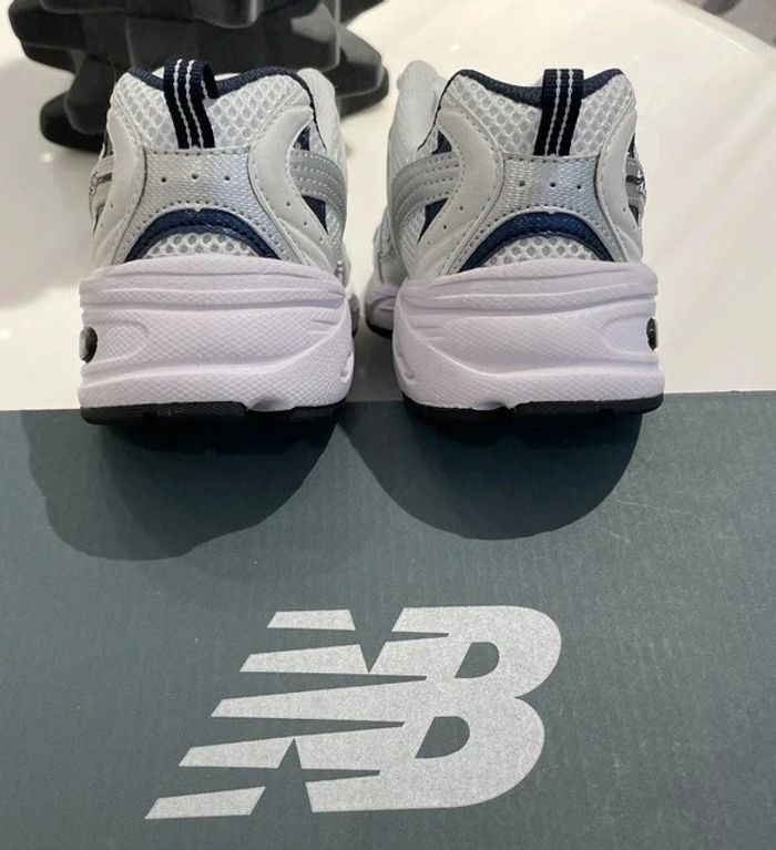 New Balance 530 Taille 43 - photo numéro 5