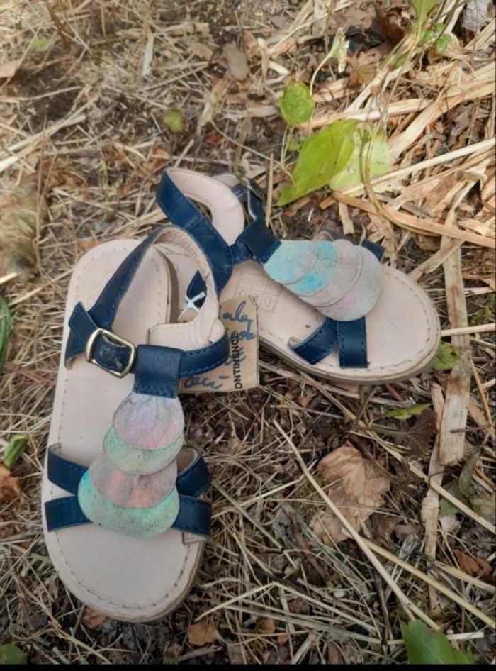Nu-pieds façon sirène 25