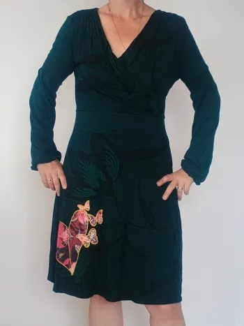Vends Robe Desigual à Manches Longues - L
