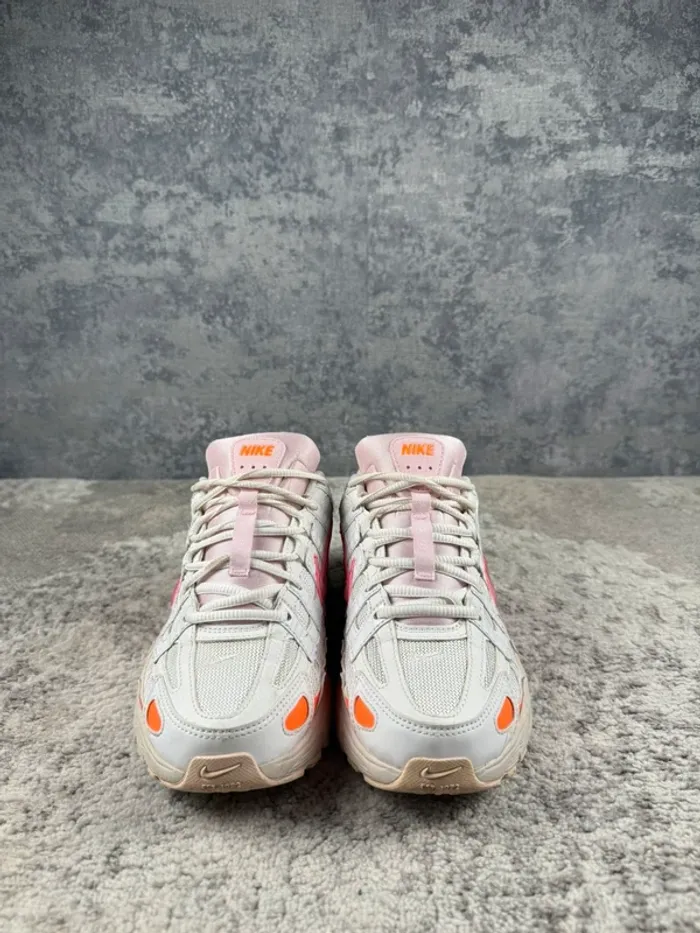 Nike P-6000 Running Digital Pink - White & Orange & Pink - photo numéro 2