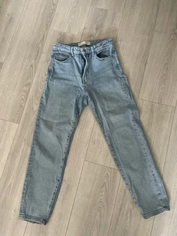 Jean droit femme Stradivarius