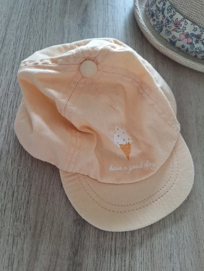 Lot de 4 chapeau, casquette, bob kiabi taille 43, 45 et 47 - photo numéro 8