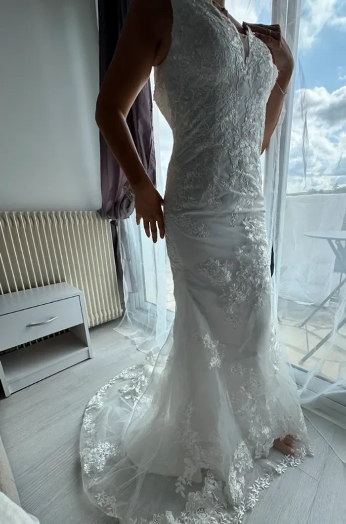 Magnifique robe de mariée sirène dentelle – Taille 36 - photo numéro 2