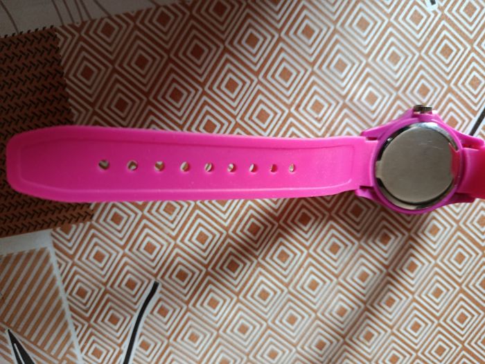 Montre femme rose - photo numéro 5