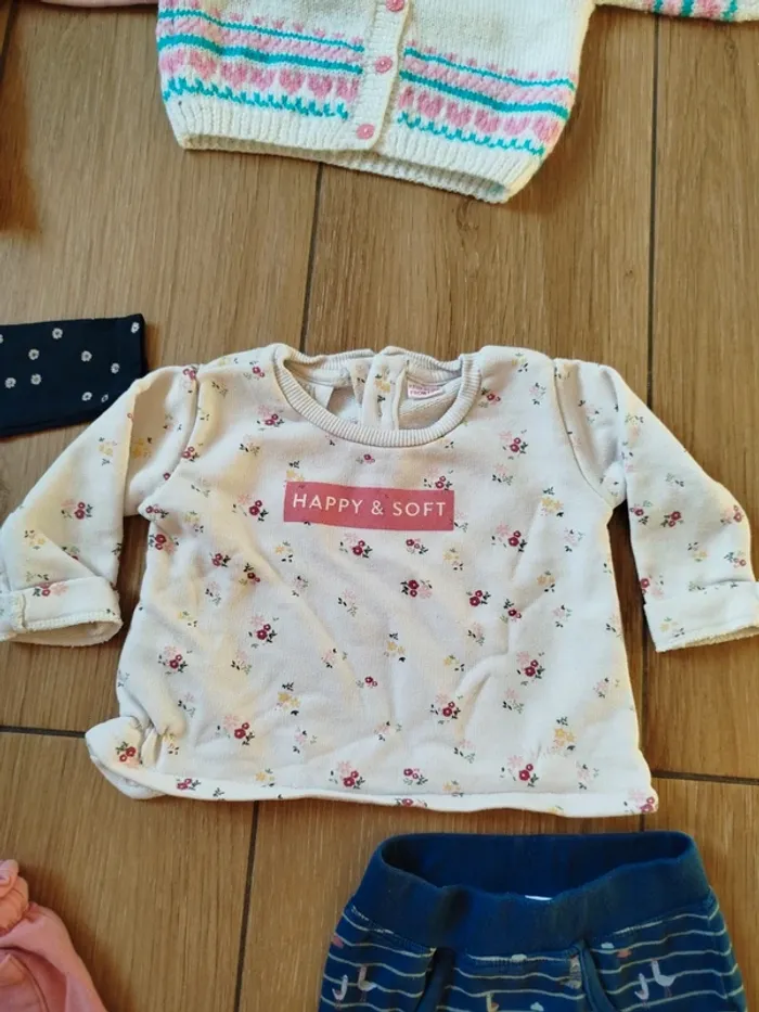 Lot vêtements automne/hiver bébé fille 6 mois - photo numéro 6