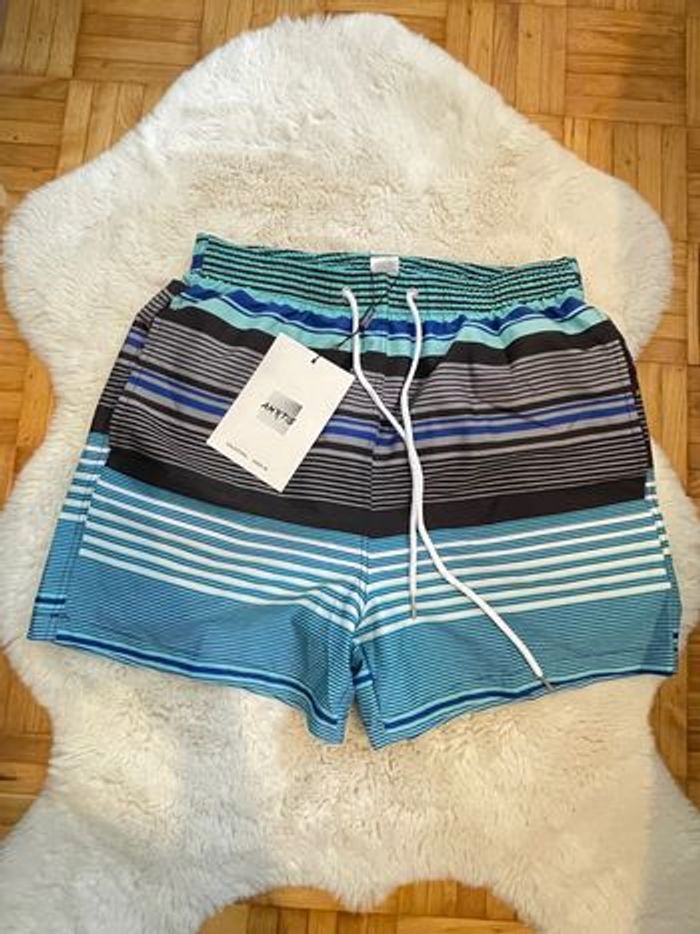 Short de bain/sport rayé bleu taille M Amytis