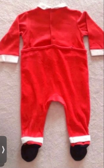 Pyjama une pièce Hiver garçon thème  Noël TRÈS BON ÉTAT taille 18 mois couleur rouge