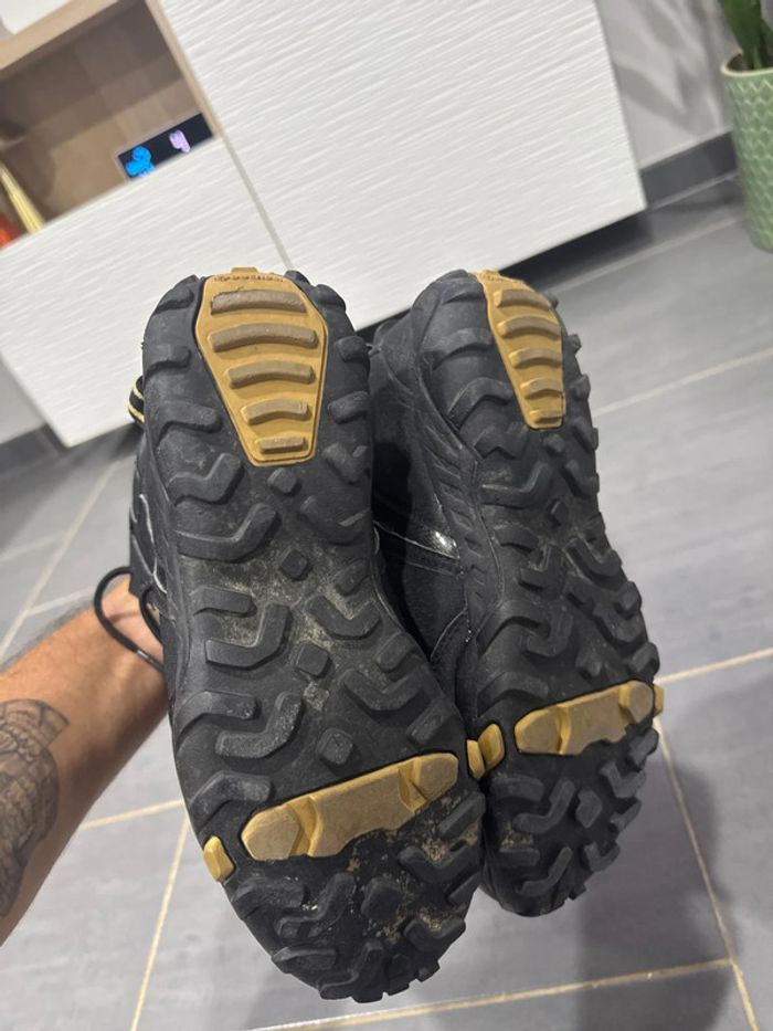 Chaussures randonnée décathlon inuit taille 40 - photo numéro 4