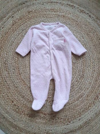 Pyjama rose 56 cm