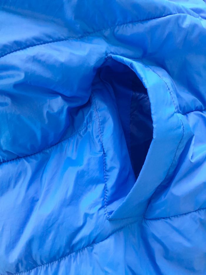 Veste GAP  légèrement rembourrée water résistant primaloft zip et capuche - photo numéro 11