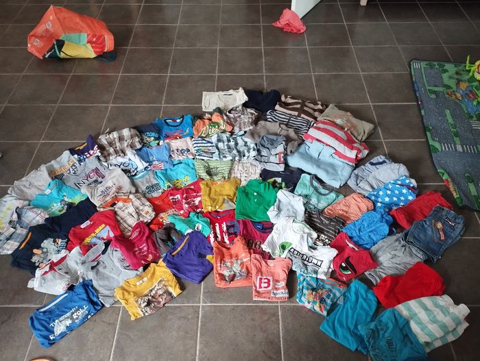 Lot vêtements garçon taille 4 ans
