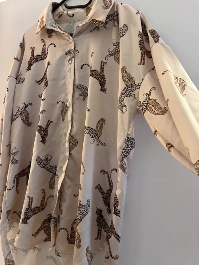 Chemise beige fluide soie léopard taille unique - photo numéro 4