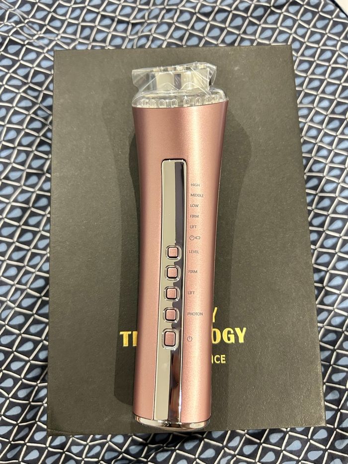 Appareil facial radiofréquence antiride
