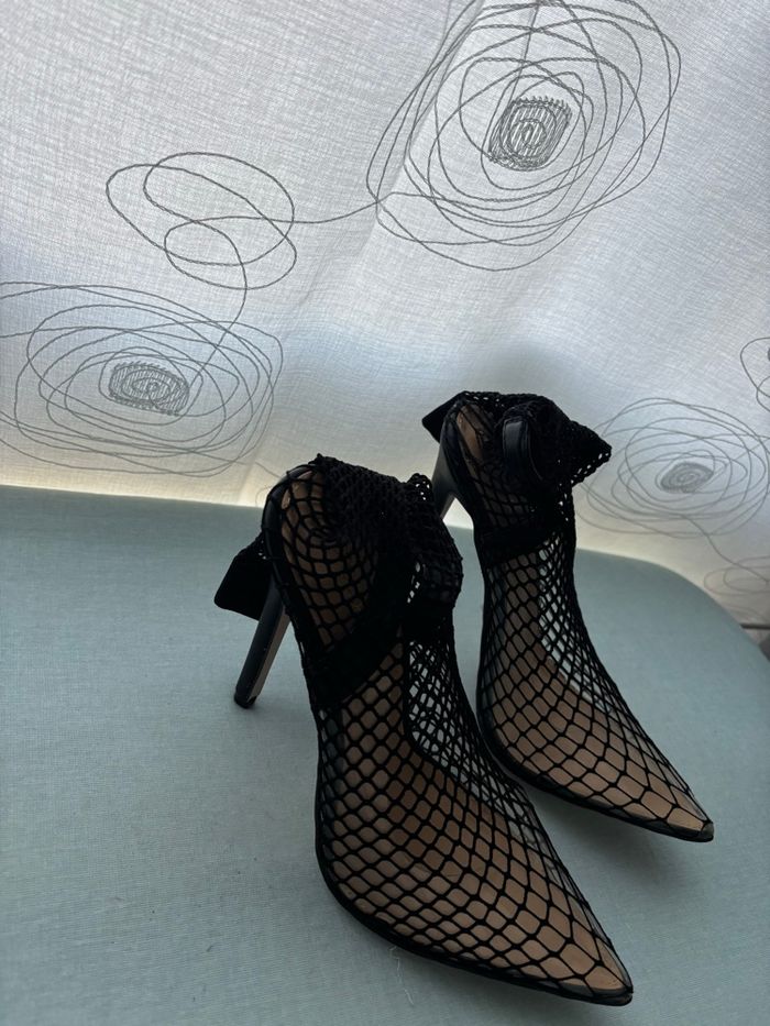 Talon transparent maille tissu noir