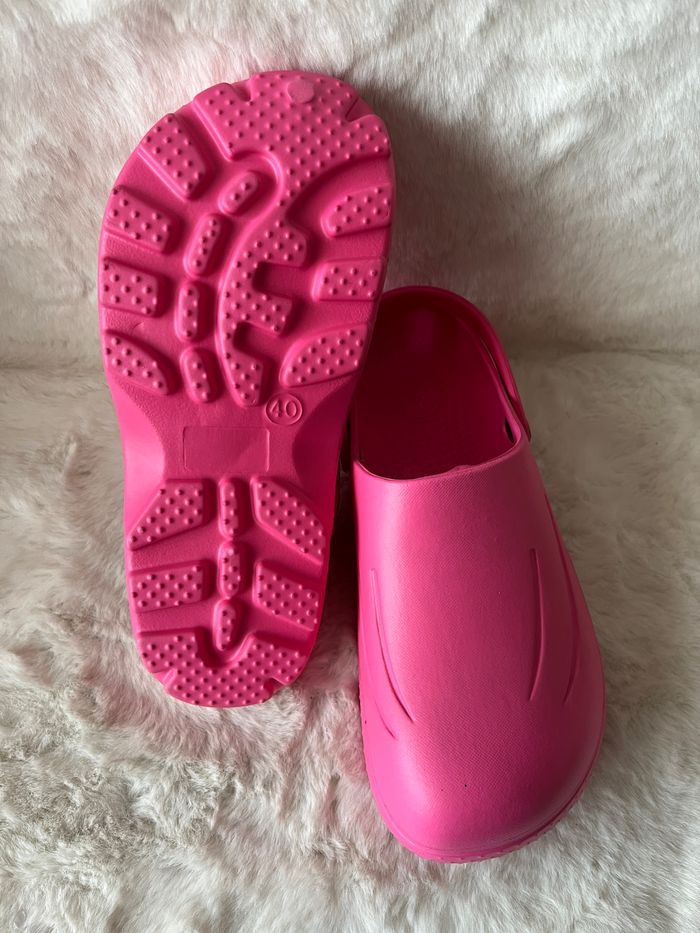 Sabots, sandales, crocs roses pointure 40 - photo numéro 4