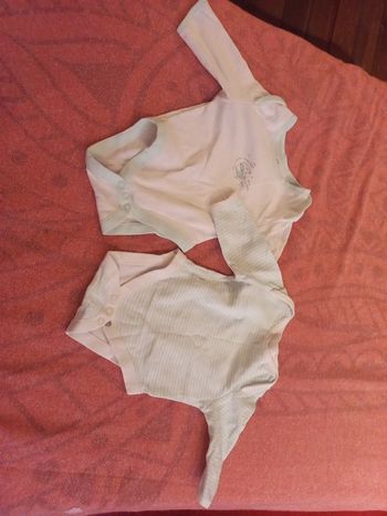 Lot 2 bodys mixte 0-6 mois 62 cm coton