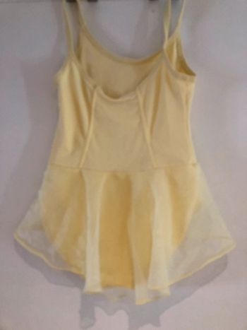 Justaucorps Swann taille un /6ans