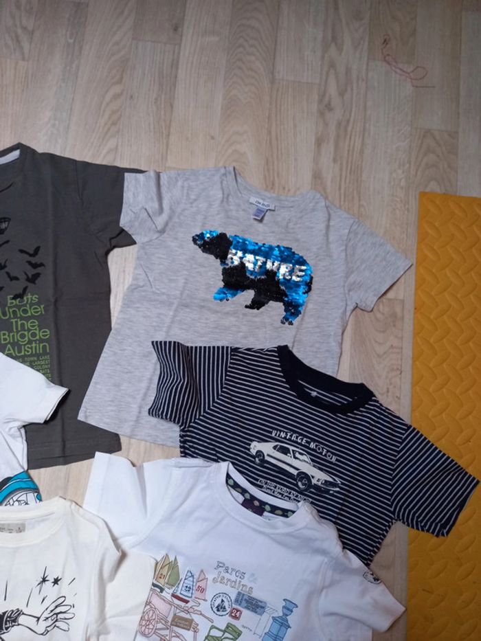 Lot de vêtements en 5 ans - photo numéro 4