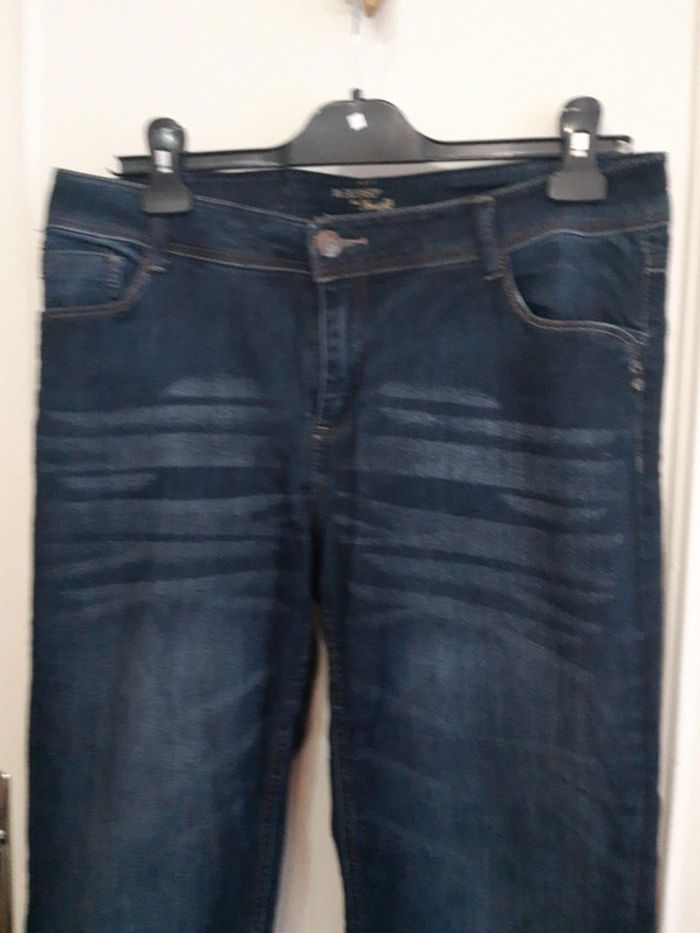 Jeans un extenso - photo numéro 2