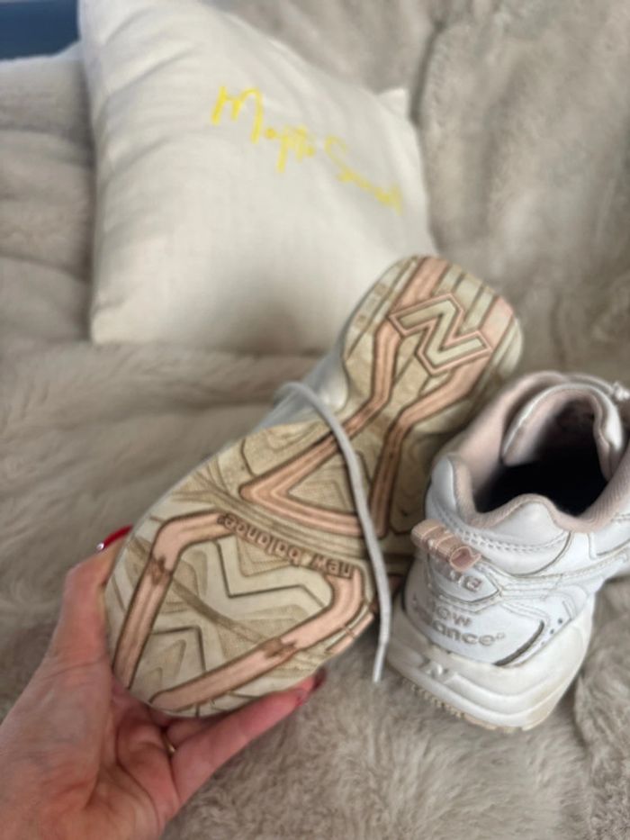 New Balance 608 rose et blanche - photo numéro 6