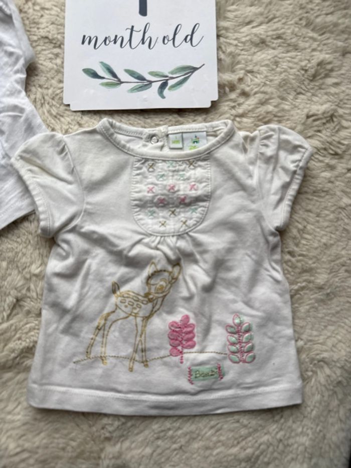 2 t shirt bambi Disney et Obaiïbi 1 mois - photo numéro 2