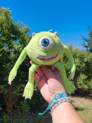 Peluche bob de monstres et cie