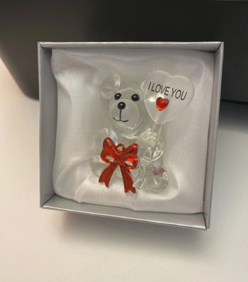 Ourson en cristal I love you avec noeud rouge