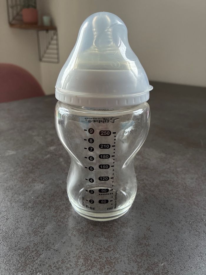 Biberon Tommee Tippee verre - photo numéro 2