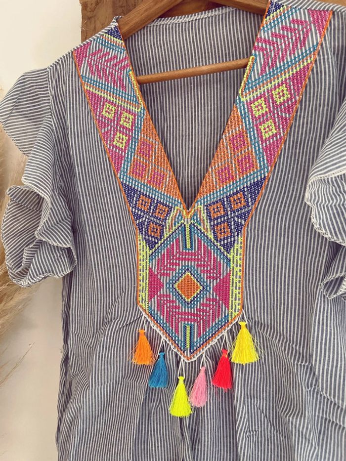 Tee-shirts femme à rayures et broderies et pompons multicolore neuf - photo numéro 2