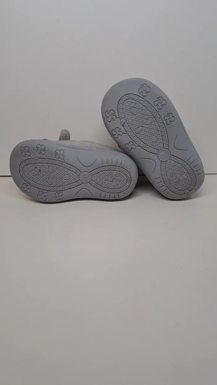 💚Chaussons bébé fille – motif chat – gris et rose – avec fermeture zip – T. 20 - photo numéro 4