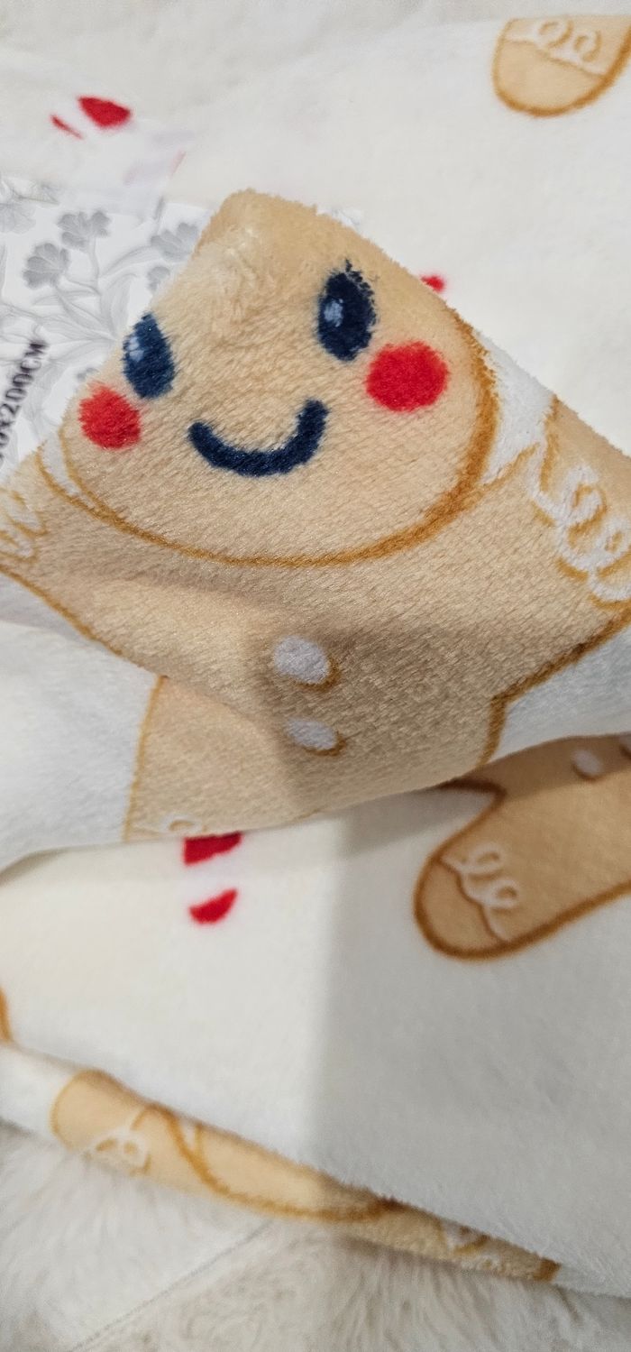 Magnifique plaid de Noël 🎄 150×200cm Neuf - photo numéro 3