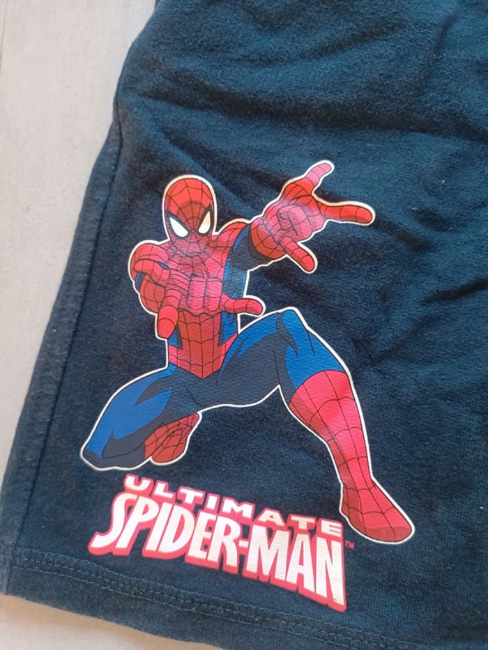 Short spiderman taille 128 cms - photo numéro 2