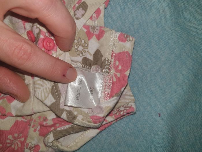 Short et tee-shirt - photo numéro 2